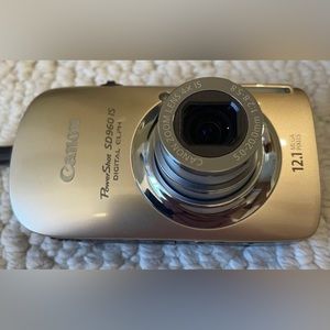 CANON PowerShot SD960 15
DIGITAL